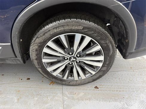 Used 2020 Mitsubishi Outlander ES image 35