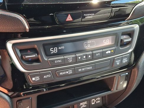 Used 2019 Honda Passport Touring image 17
