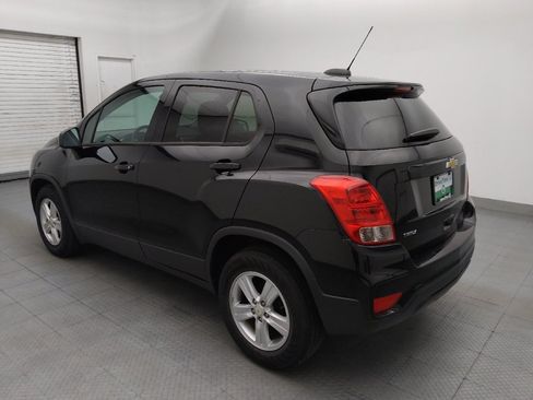 Used 2021 Chevrolet Trax LS w/ Tint and Cruise Package FWD image 5