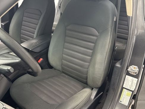 Certified 2017 Ford Fusion SE w/ Fusion SE Technology Package image 10