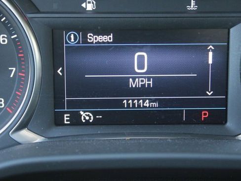 Used 2023 GMC Acadia SLE w/ Driver Convenience Package image 11