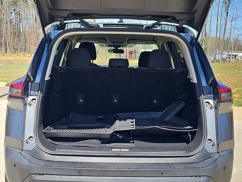 Used 2021 Nissan Rogue S image 14