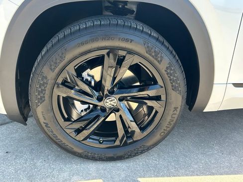 New 2026 Volkswagen Atlas Cross Sport SEL R-Line AWD/4WD image 41