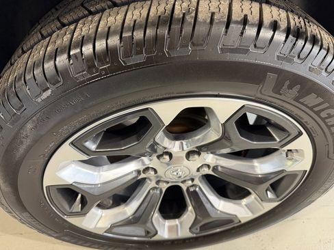 Used 2019 RAM 1500 Limited image 41