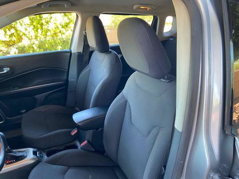 Used 2018 Jeep Compass Sport FWD image 26
