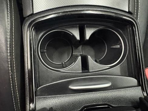 Used 2015 Chrysler 300 S RWD image 29