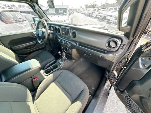 Used 2023 Jeep Wrangler Sport image 32