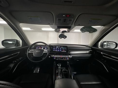 Used 2025 Kia Telluride S AWD/4WD image 21