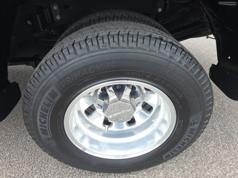 Used 2024 GMC Sierra 3500 Denali w/ Denali Reserve Package image 7