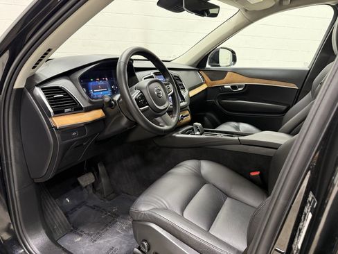 Used 2023 Volvo XC90 B6 Plus w/ Protection Package image 16