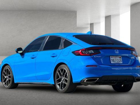 Used 2022 Honda Civic Sport Touring image 6