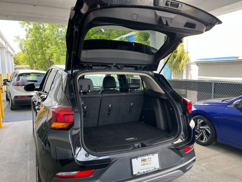 Used 2025 Buick Encore GX Preferred image 31