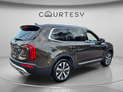 Used 2020 Kia Telluride S FWD image 5