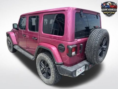 Used 2021 Jeep Wrangler Unlimited Sahara AWD/4WD image 3
