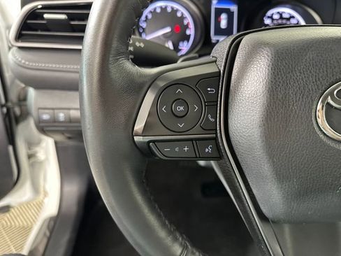 Used 2024 Toyota Camry SE image 15