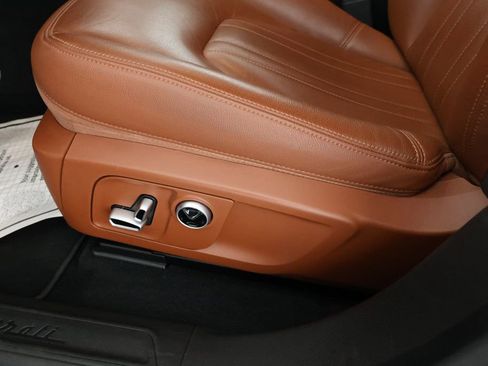 Used 2022 Maserati Levante GT image 10