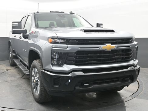New 2026 Chevrolet Silverado 2500 Custom w/ Custom Value Package AWD/4WD image 3