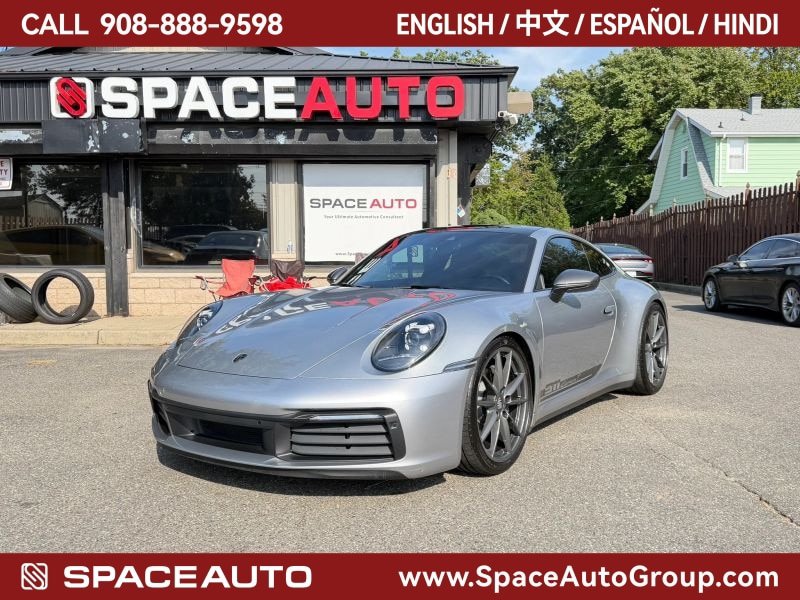 Used 2023 Porsche 911 Carrera T RWD image 1