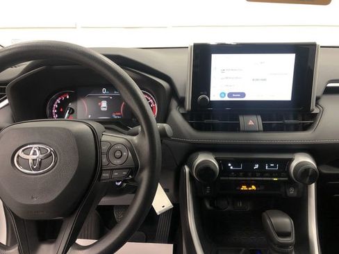 Used 2024 Toyota RAV4 LE image 19