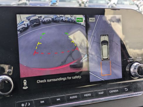 Used 2024 Mitsubishi Outlander SE image 29