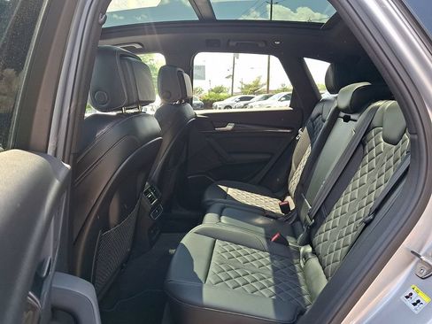 Certified 2023 Audi SQ5 Premium Plus w/ Premium Plus Package AWD/4WD image 17