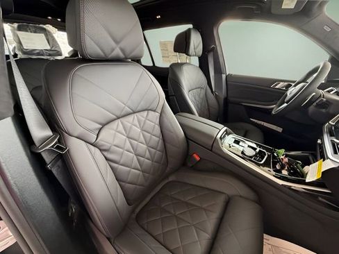 Certified 2026 BMW X7 xDrive40i w/ M Sport Package image 44