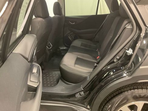 Used 2025 Subaru Outback Premium w/ Popular Package #1A image 22