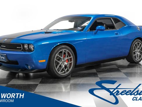 Used 2009 Dodge Challenger SRT8 w/ SRT Option Group II image 1