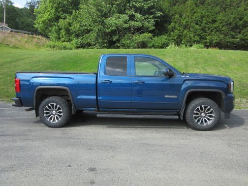 Used 2019 GMC Sierra 1500 Limited w/ Elevation Edition AWD/4WD image 2