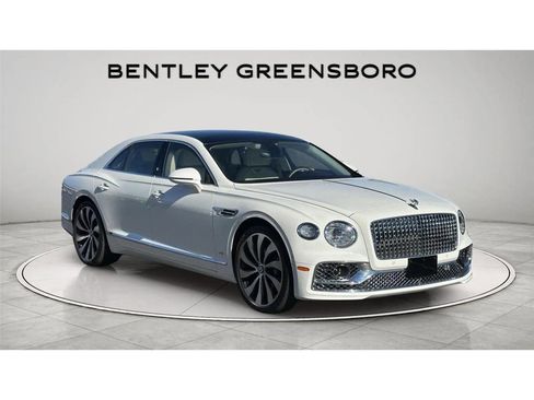Certified 2022 Bentley Flying Spur V8 image 1