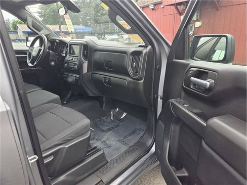 Used 2021 Chevrolet Silverado 1500 Custom AWD/4WD image 24