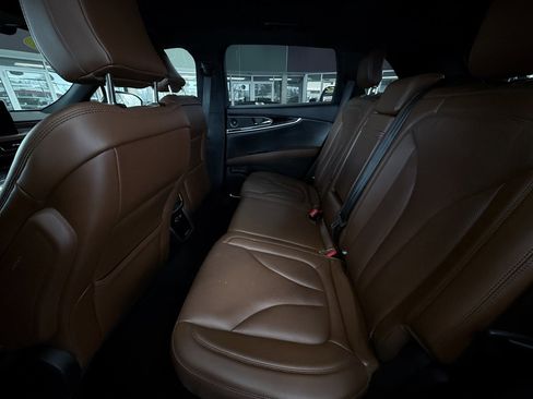 Used 2023 Lincoln Nautilus Reserve w/ Luxury Package image 51