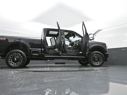 New 2026 Ford F250 Platinum image 57