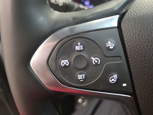 Used 2023 Chevrolet Traverse LT w/ LT Premium Package image 17