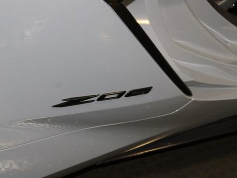 Used 2025 Chevrolet Corvette Z06 RWD image 42