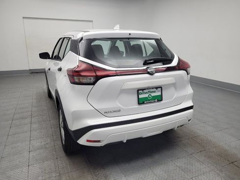 Used 2023 Nissan Kicks S FWD image 6