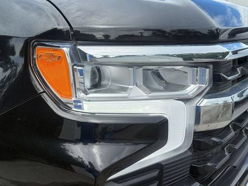 Used 2024 Chevrolet Silverado 1500 LT w/ Leather Package RWD image 9