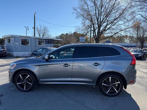 Used 2016 Volvo XC60 T6 R-Design Platinum w/ Climate Package image 7