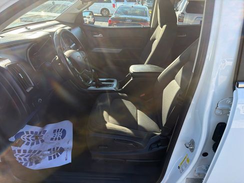 Used 2019 Chevrolet Colorado LT image 15
