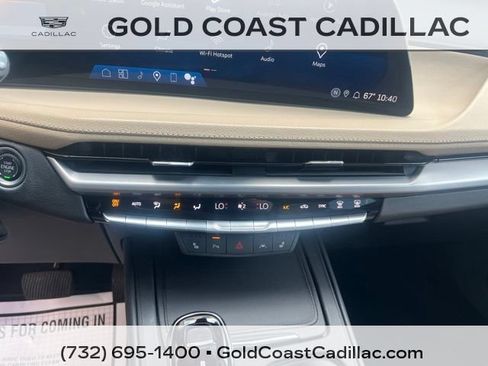 Certified 2024 Cadillac XT4 Luxury w/ Cold Weather Package AWD/4WD image 24