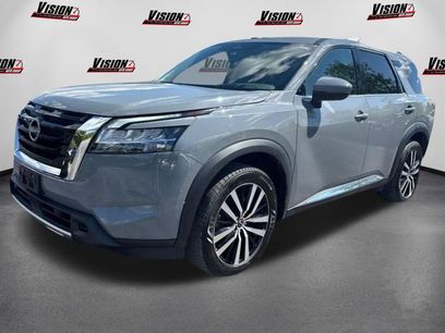 Used 2023 Nissan Pathfinder Platinum