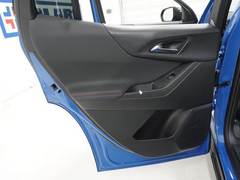 New 2026 Chevrolet Equinox RS w/ Convenience Package III FWD image 31