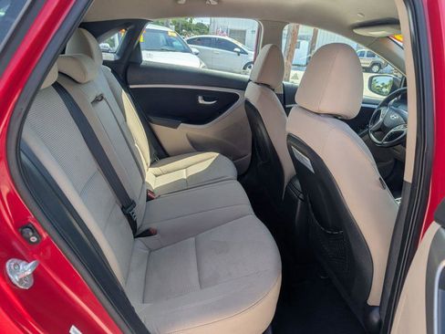 Used 2013 Hyundai Elantra GT w/ Touch & Go Pkg FWD image 12