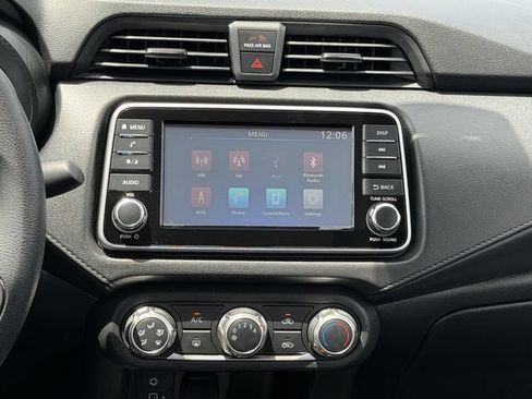 Used 2024 Nissan Versa S w/ Trunk Package FWD image 15