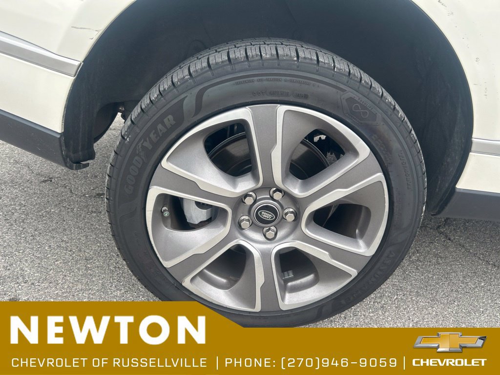Used 2019 Land Rover Range Rover Long Wheelbase Autobiography AWD/4WD image 17