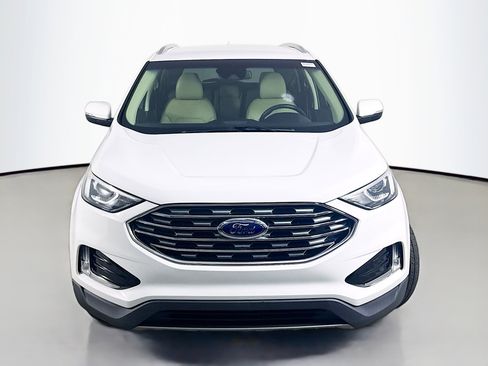 Used 2019 Ford Edge SEL w/ Equipment Group 201A image 2
