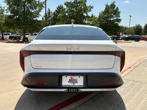 Used 2025 Kia K4 FWD image 7