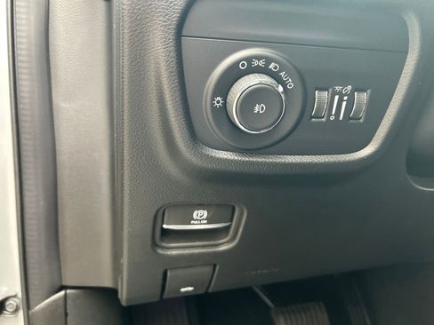 New 2025 Jeep Grand Cherokee Overland w/ Adv Protech Group III image 13