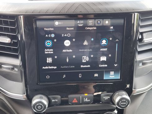 New 2026 RAM 1500 4x4 Crew Cab image 15
