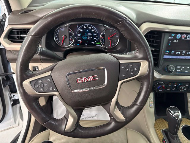 Used 2018 GMC Acadia Denali w/ Technology Package FWD image 27